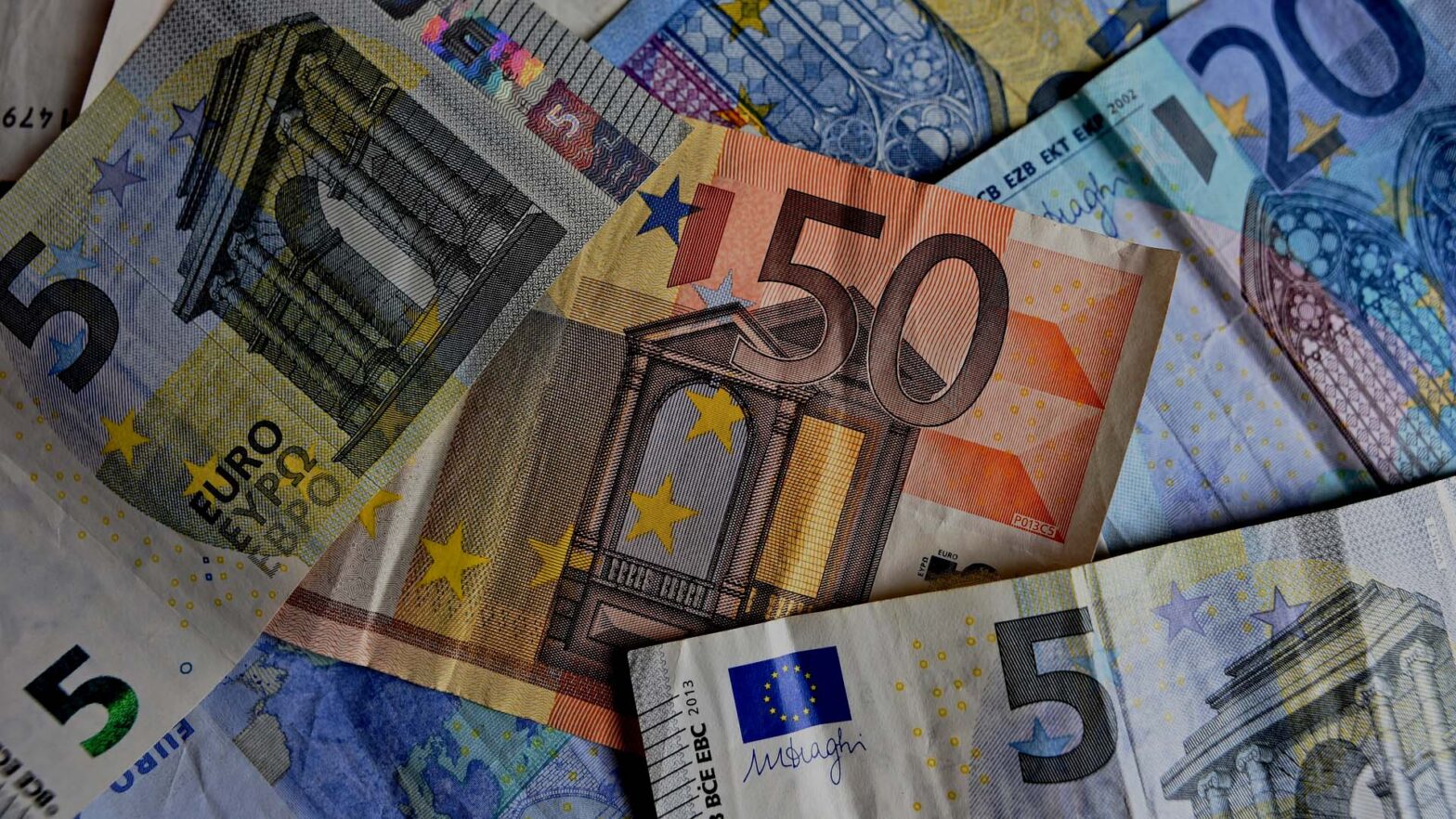 Mindestlohn ab 1.1.2024 in Deutschland 12,41 Euro/Stunde