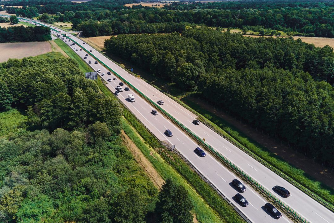 Privater PKW bleibt das beliebteste Verkehrsmittel der Deutschen