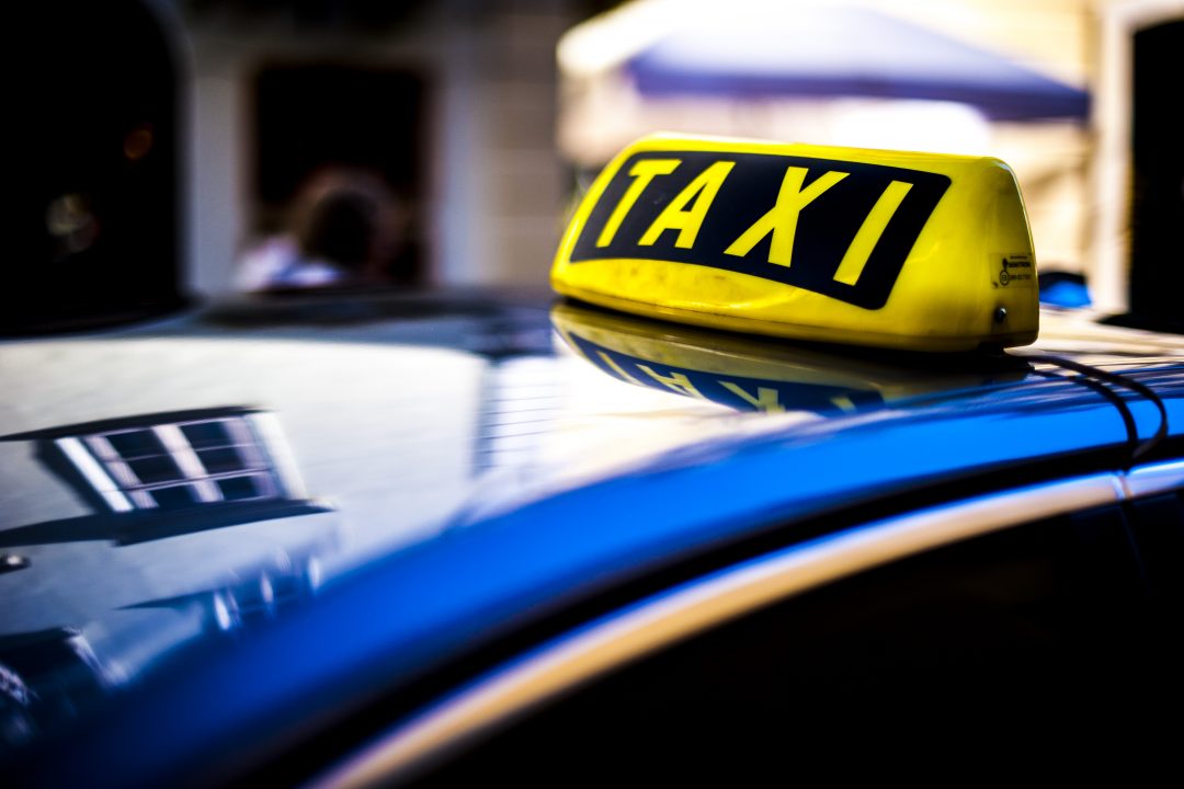 Studie: Taxifahren in München wird zum Luxusgut – Preise in letzten fünf Jahren mehr als 45 Prozent gestiegen